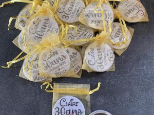 Alternative view of Badge aimant rond