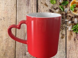 Mug magique poignée cœur rouge