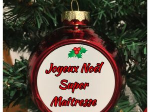 Alternative view of Boule de Noël rouge