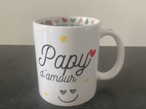 Alternative view of Mug " Papy qui dit toujours OUI "