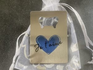 Alternative view of Décapsuleur " Elu super Papy du monde "