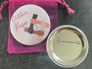 Badge épingle "Octobre Rose"