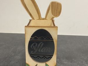 Alternative view of Pot avec feutres + 10 oeufs en bois à colorier